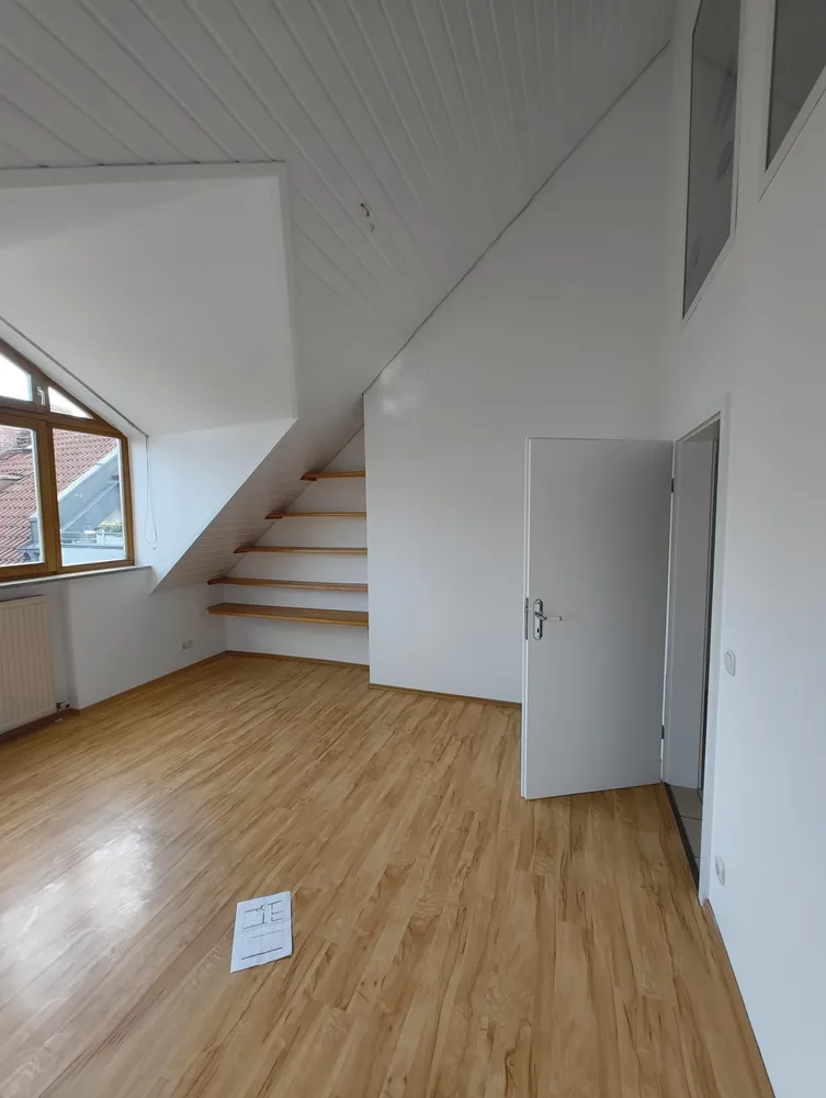 3 Zimmer Wohnung mit 104 m² in München – Bild 6