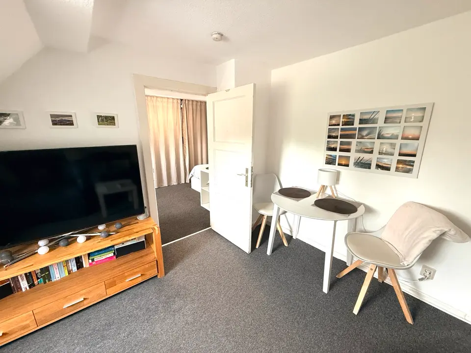 2 Zimmer Wohnung mit 48 m² in Rostock – Bild 3