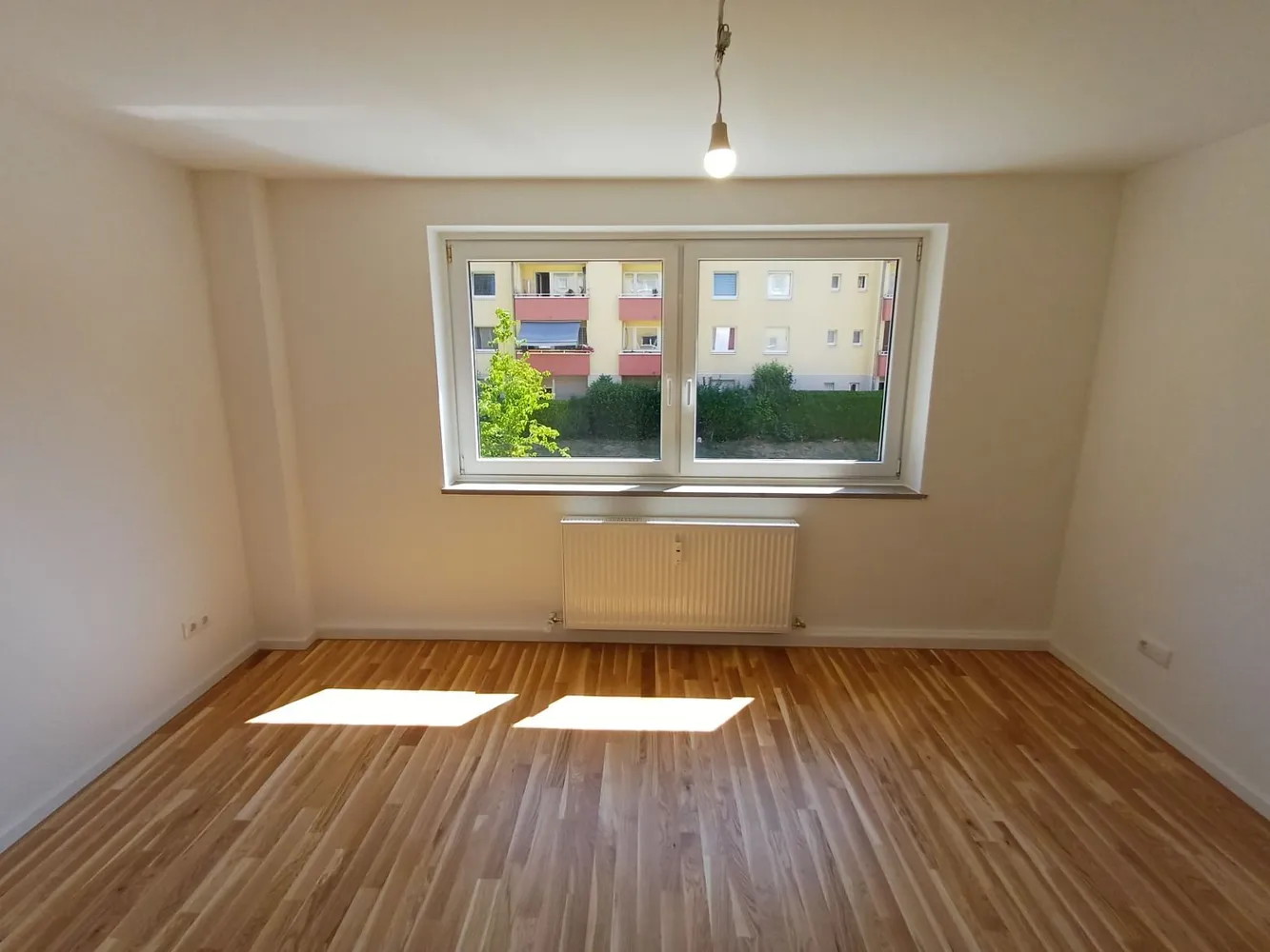 3 Zimmer Wohnung mit 67 m² in München – Bild 2
