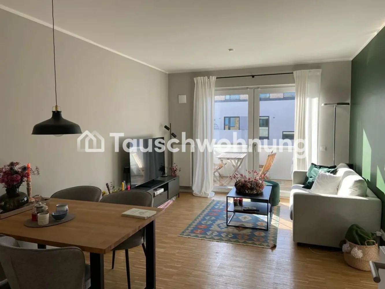2 Zimmer Wohnung mit 63 m² in Hamburg – Bild 1