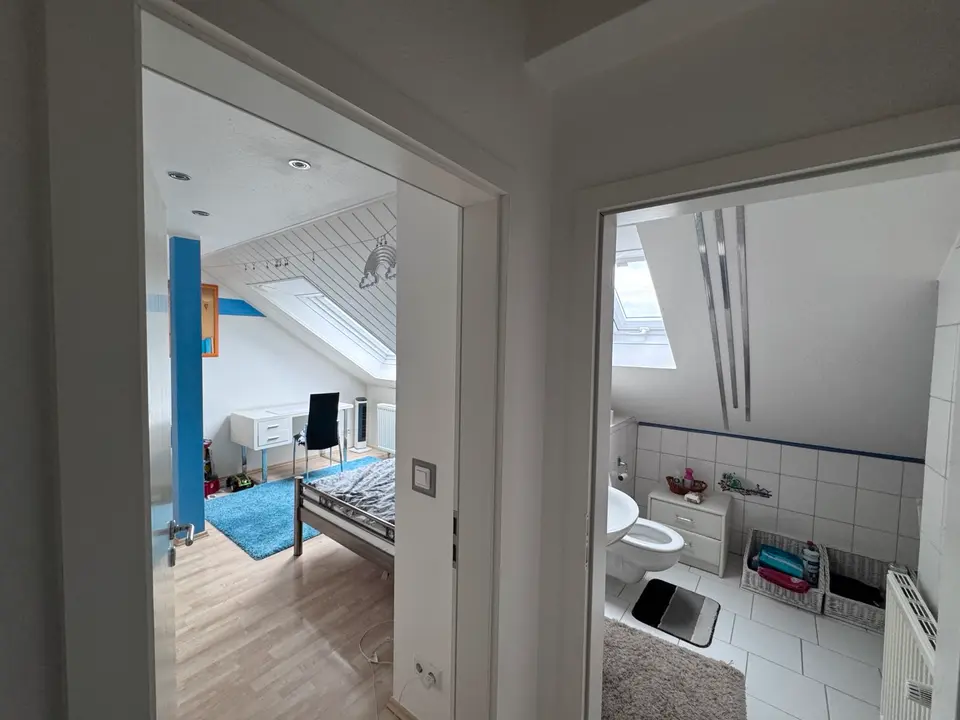4 Zimmer Wohnung mit 120 m² in Oberhausen – Bild 6