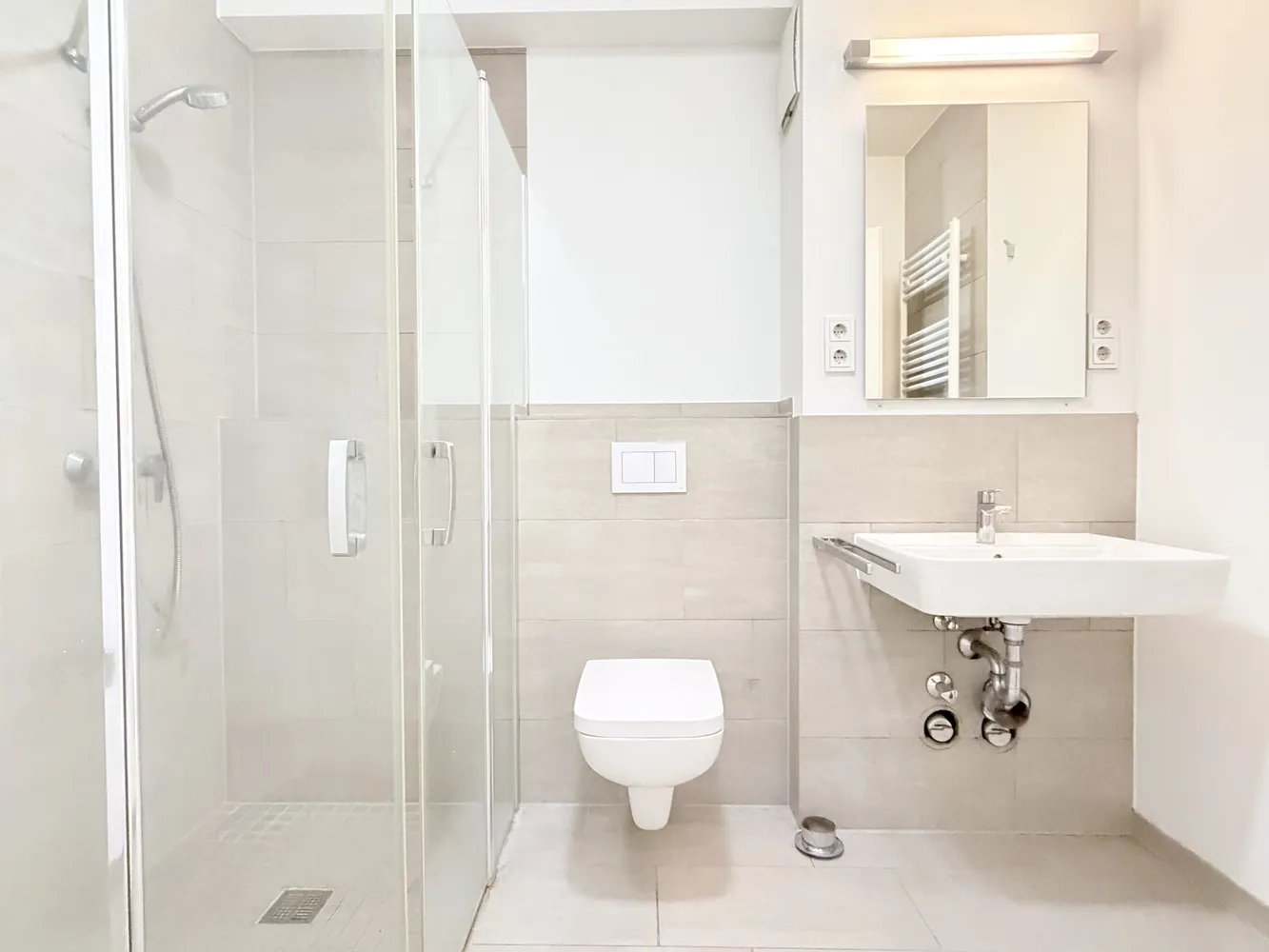 2 room apartment with 90 m² in Frankfurt am Main – Photo 3