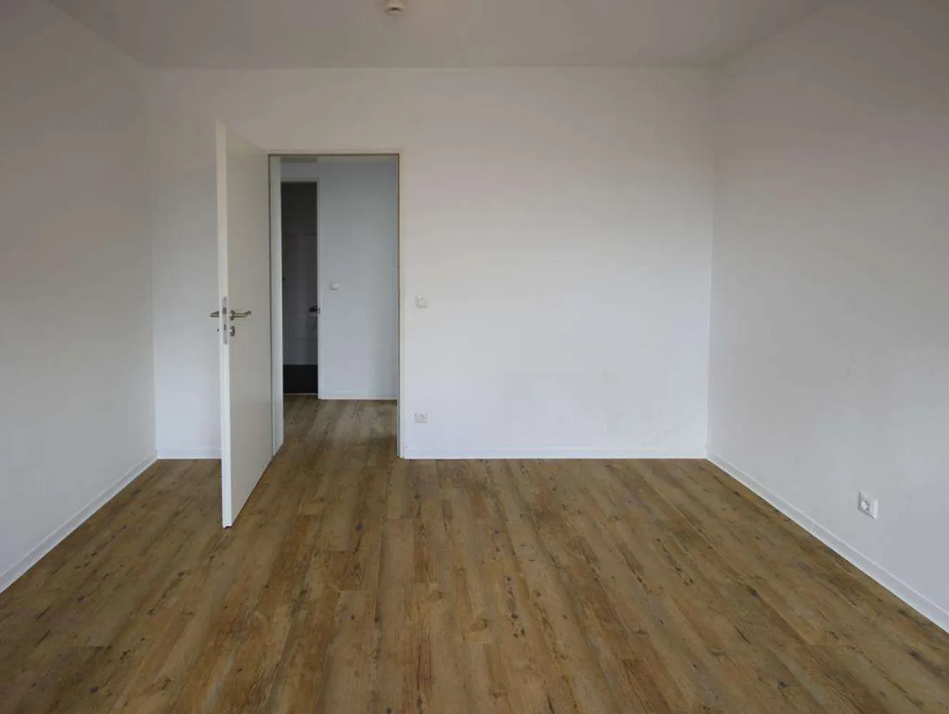 3 Zimmer Wohnung mit 76 m² in Krefeld – Bild 4
