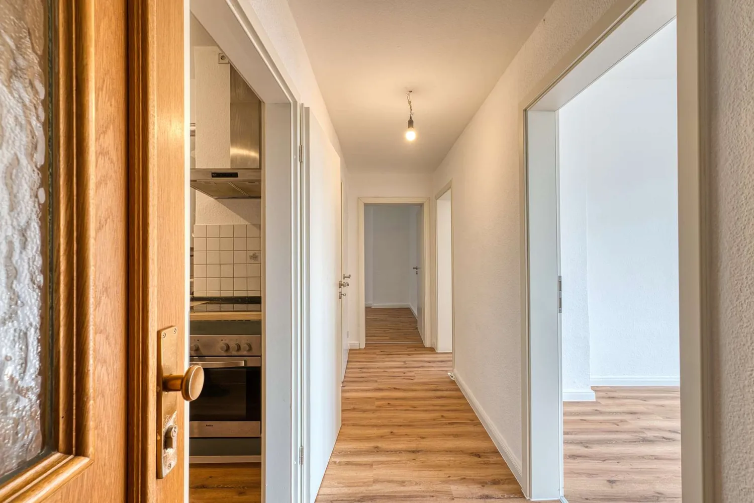 3 Zimmer Wohnung mit 80 m² in Bremerhaven – Bild 2