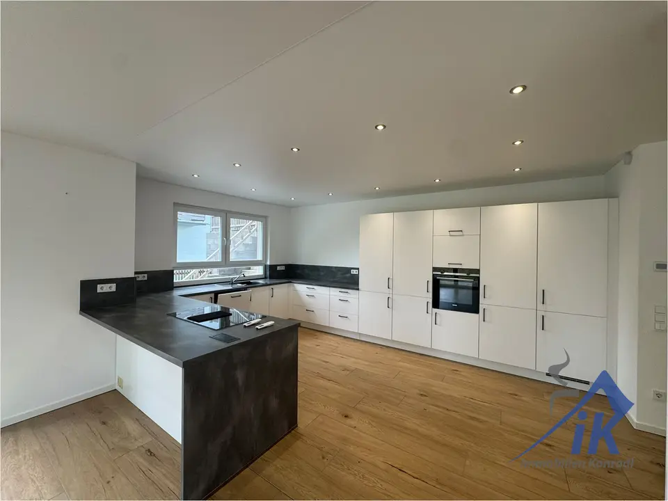 6 Zimmer Haus mit 258 m² in Saarbrücken – Bild 4