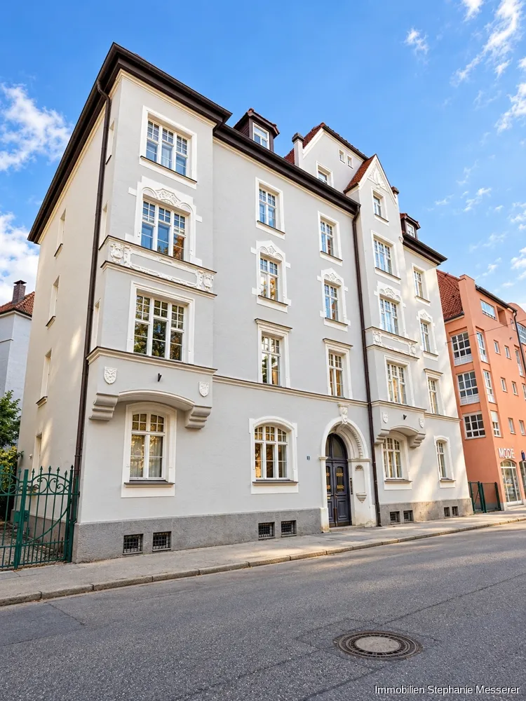 2 Zimmer Wohnung mit 96 m² in Landshut – Bild 1