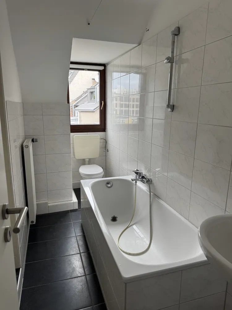 2 room apartment with 70 m² in Cologne – Photo 6