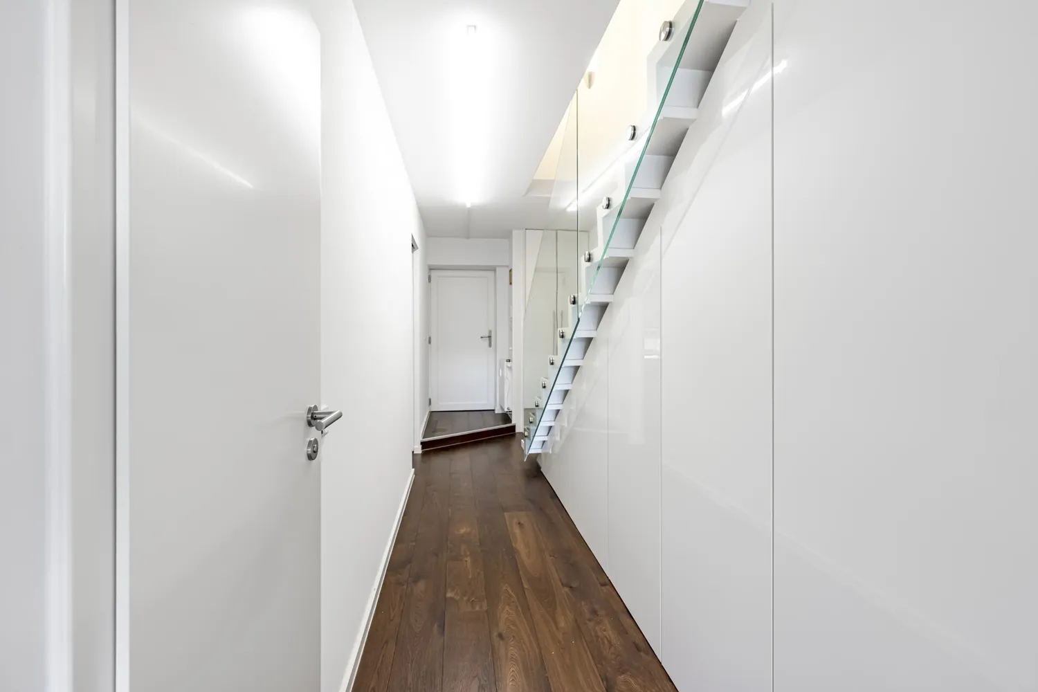 3 room apartment with 92 m² in Düsseldorf – Photo 2