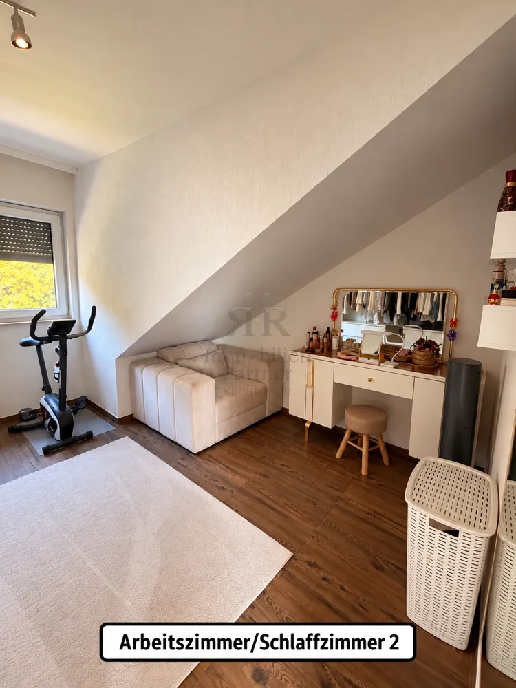 4 Zimmer Wohnung mit 115 m² in Duisburg – Bild 11