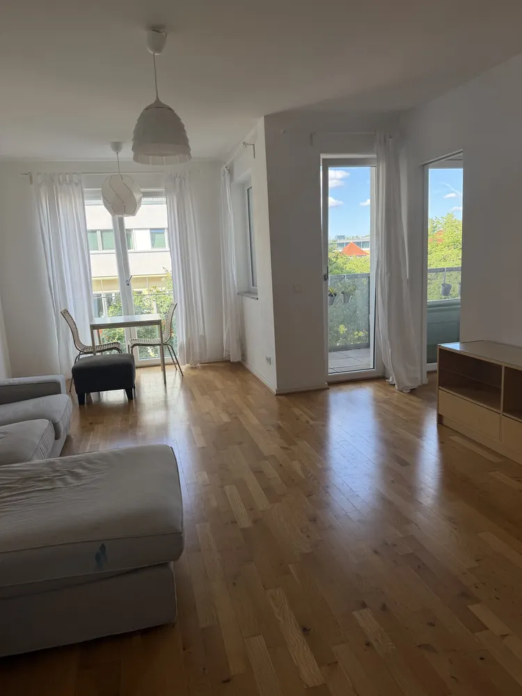 2 Zimmer Wohnung mit 66 m² in Berlin – Bild 4
