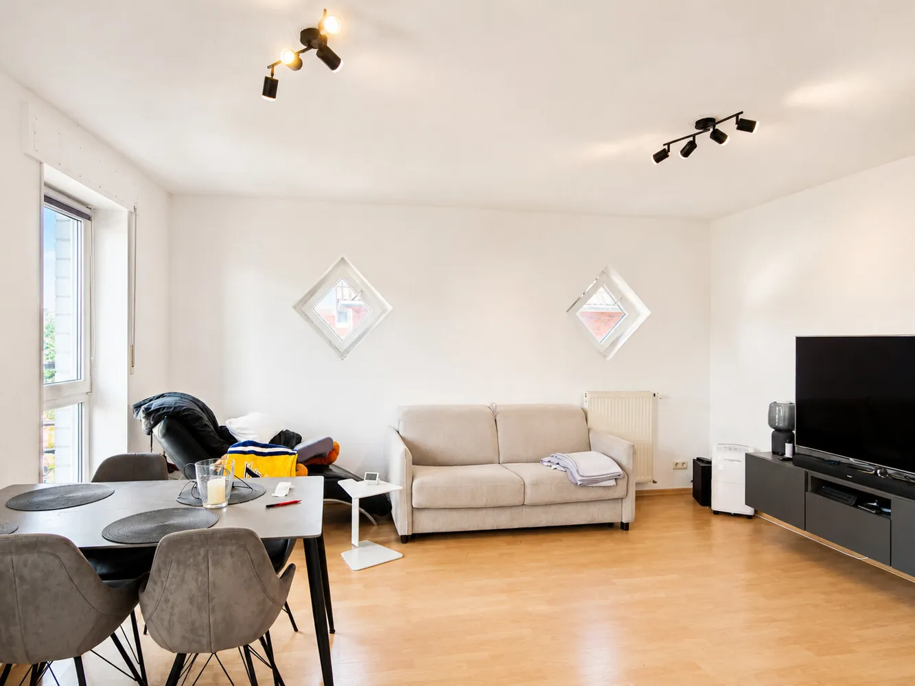 2 Zimmer Wohnung mit 62 m² in Aachen – Bild 1