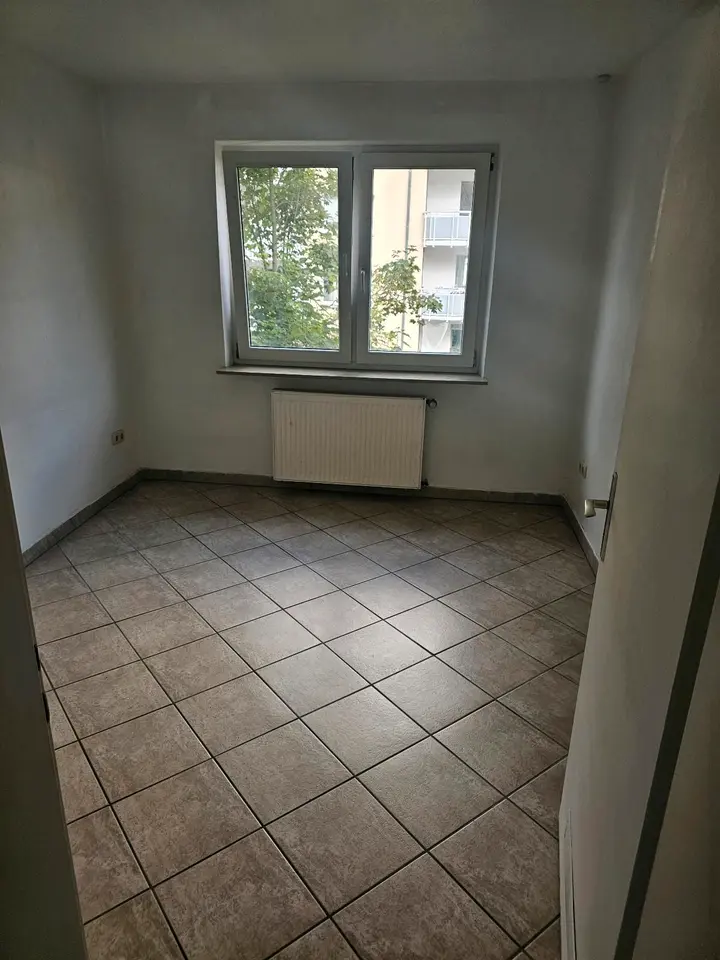3 Zimmer Wohnung mit 80 m² in Kassel – Bild 2