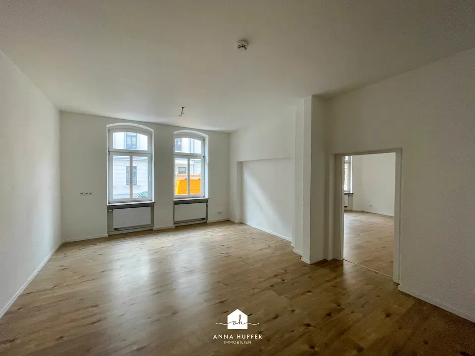 4 Zimmer Wohnung mit 140 m² in Gera – Bild 1