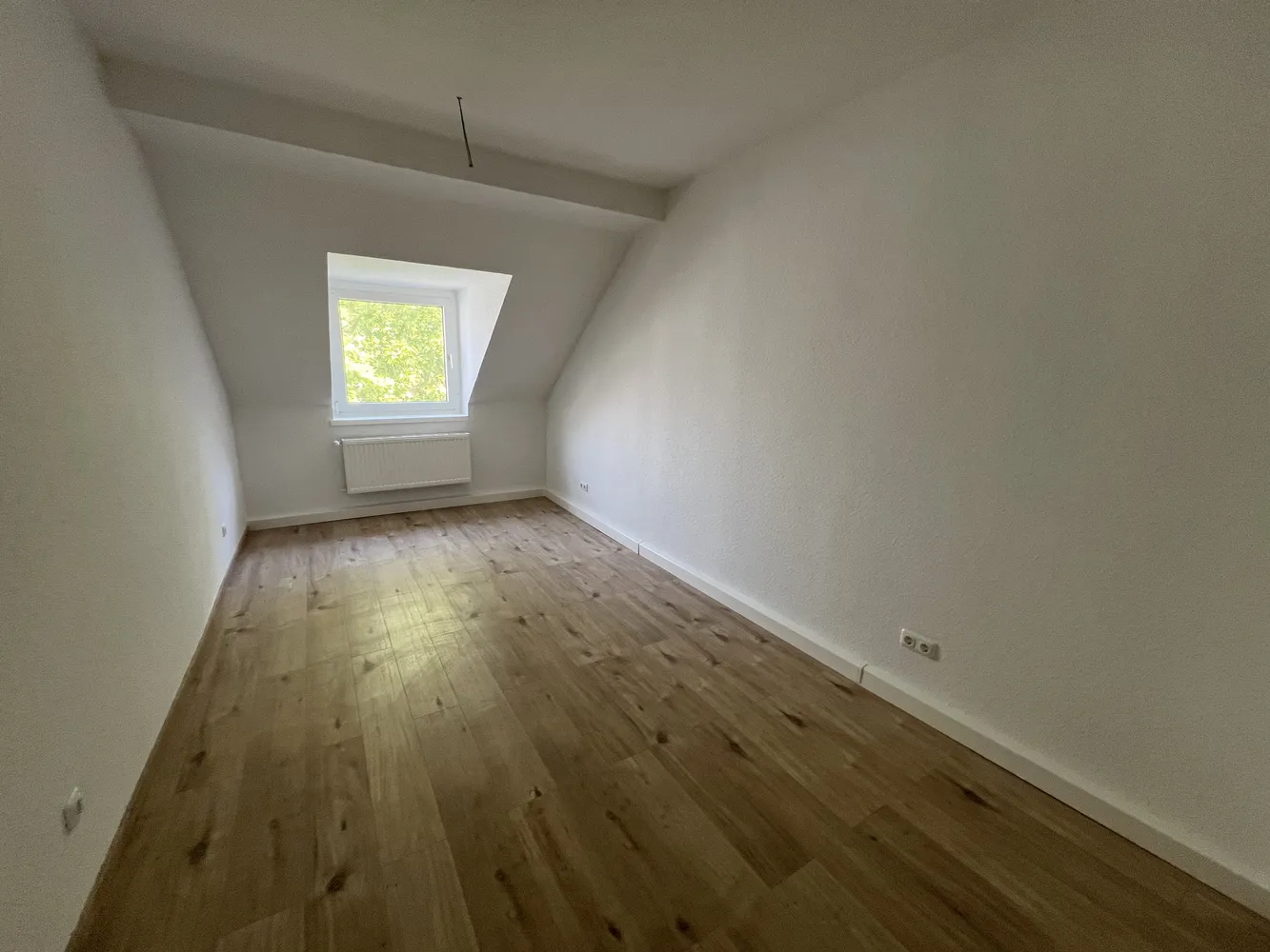 4 Zimmer Wohnung mit 106 m² in Düsseldorf – Bild 5