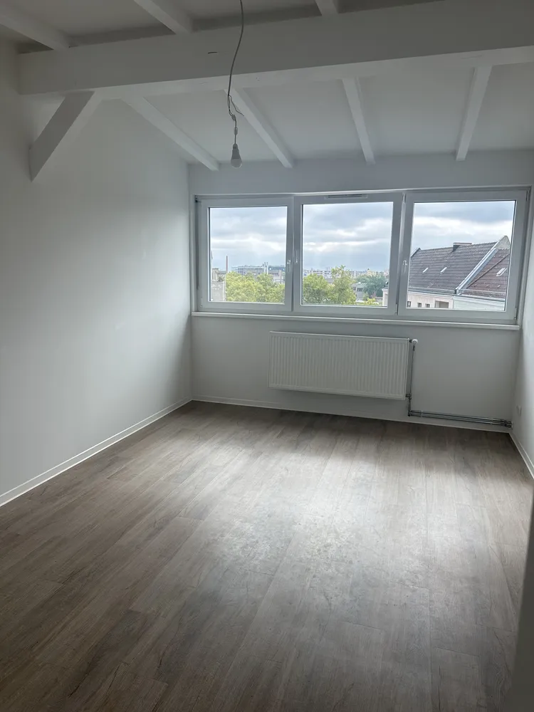 4 Zimmer Wohnung mit 86 m² in Berlin – Bild 1