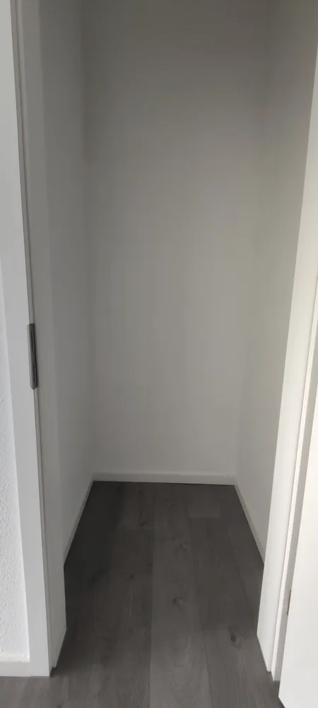 2 Zimmer Wohnung mit 60 m² in Frechen – Bild 2