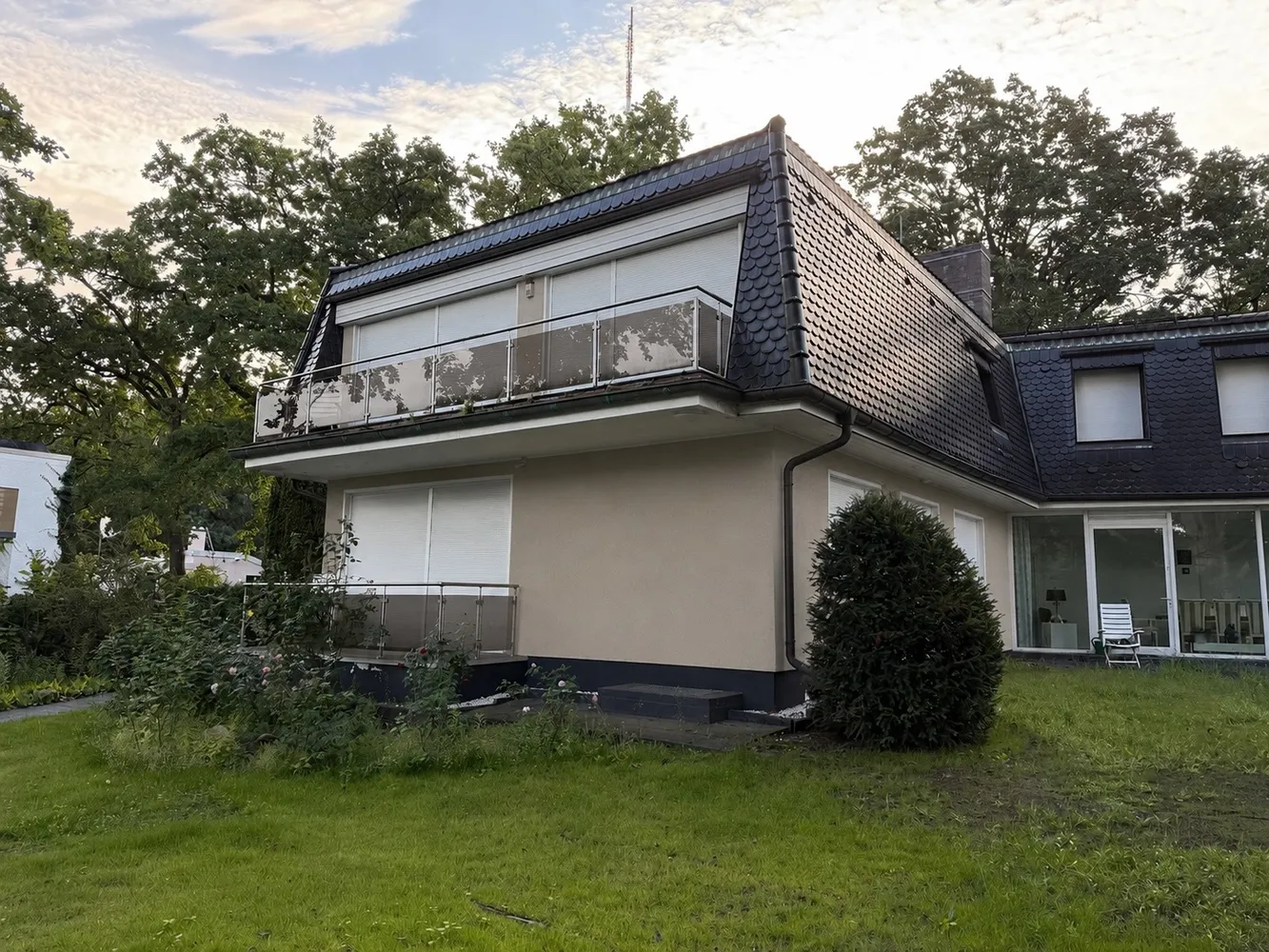 4 Zimmer Wohnung mit 170 m² in Berlin – Bild 1
