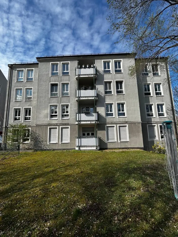 2 Zimmer Wohnung mit 65 m² in Dresden – Bild 4