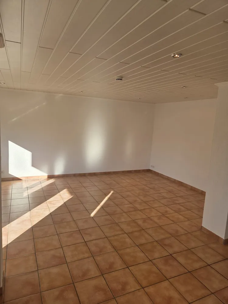 2 Zimmer Wohnung mit 68 m² in Bielefeld – Bild 2