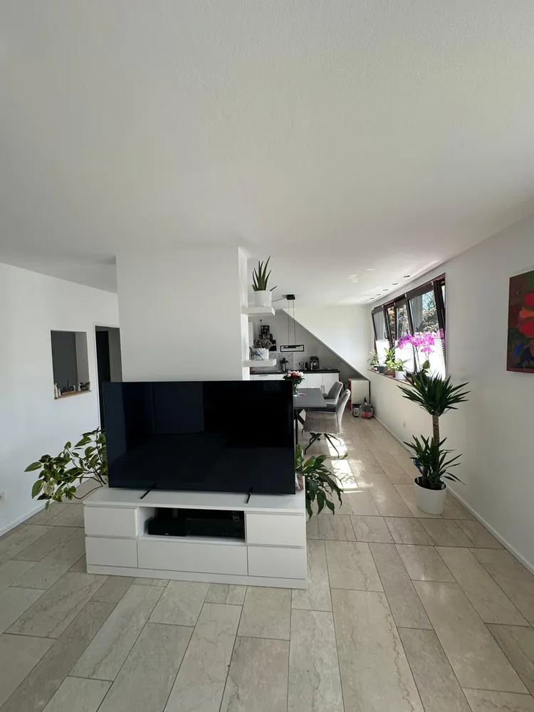 4 Zimmer Wohnung mit 98 m² in Essen – Bild 2