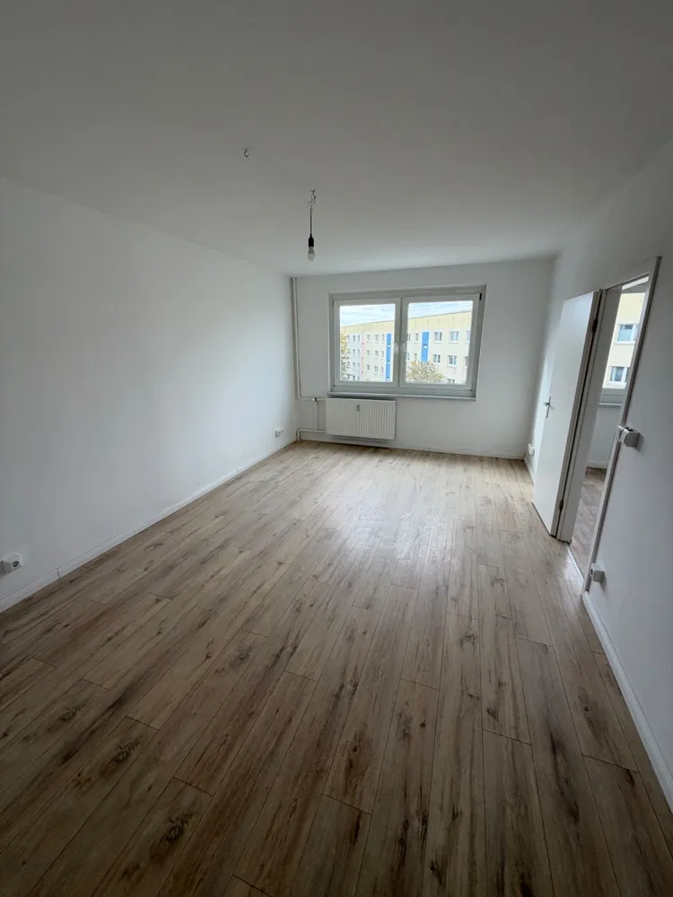 3 Zimmer Wohnung mit 67 m² in Oranienburg – Bild 2
