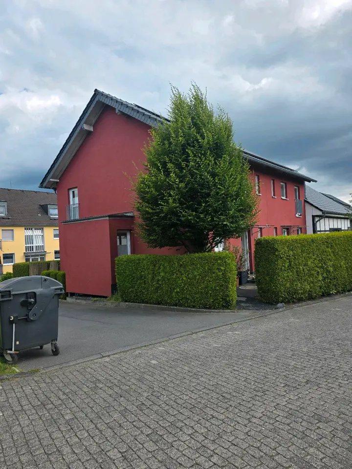 5 Zimmer Haus mit 145 m² in Bergisch Gladbach – Bild 3