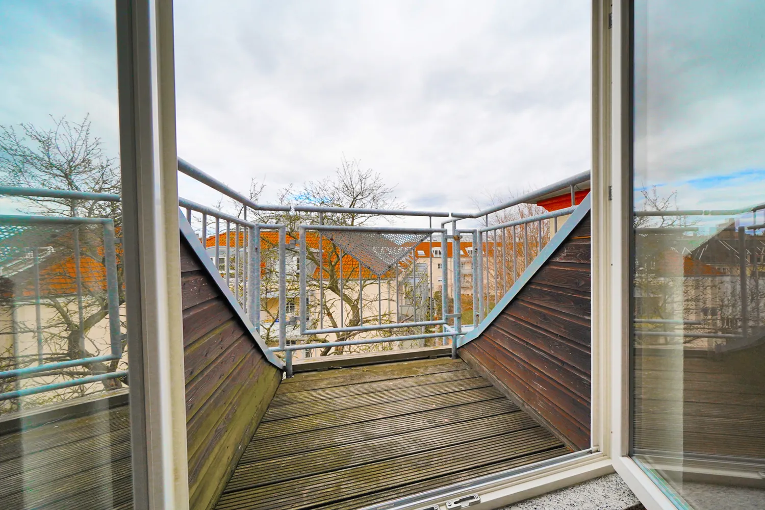 2 Zimmer Wohnung mit 64 m² in Dresden – Bild 11
