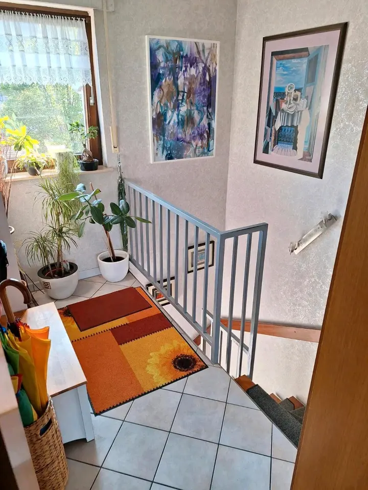 4 Zimmer Wohnung mit 100 m² in Moers – Bild 2