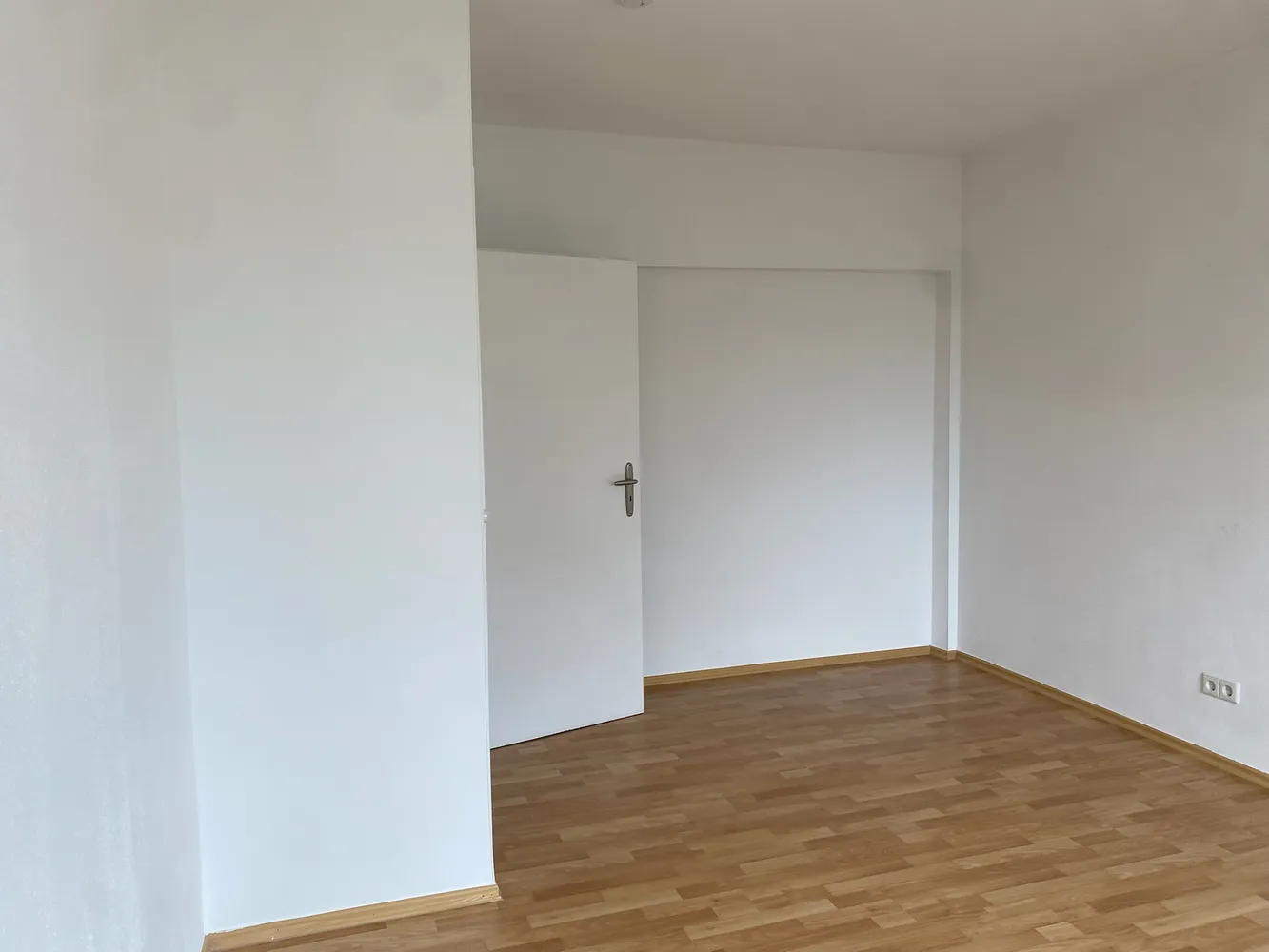 4 Zimmer Wohnung mit 103 m² in Karlsruhe – Bild 11