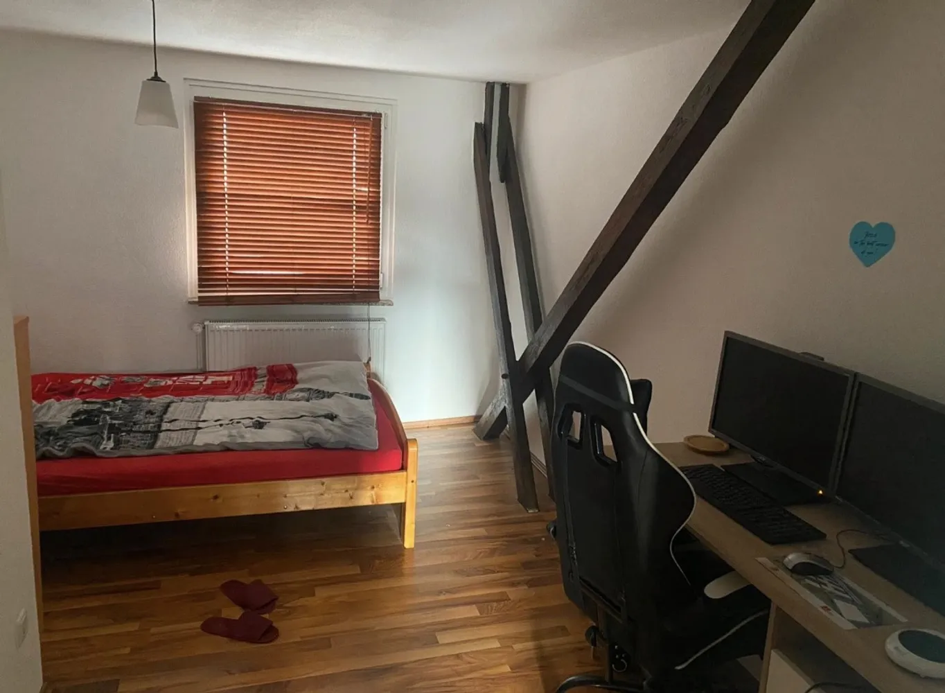 3 Zimmer Wohnung mit 93 m² in Hannover – Bild 2