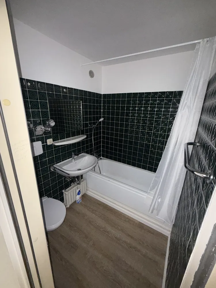 1 Zimmer Wohnung mit 28 m² in Kerpen – Bild 1