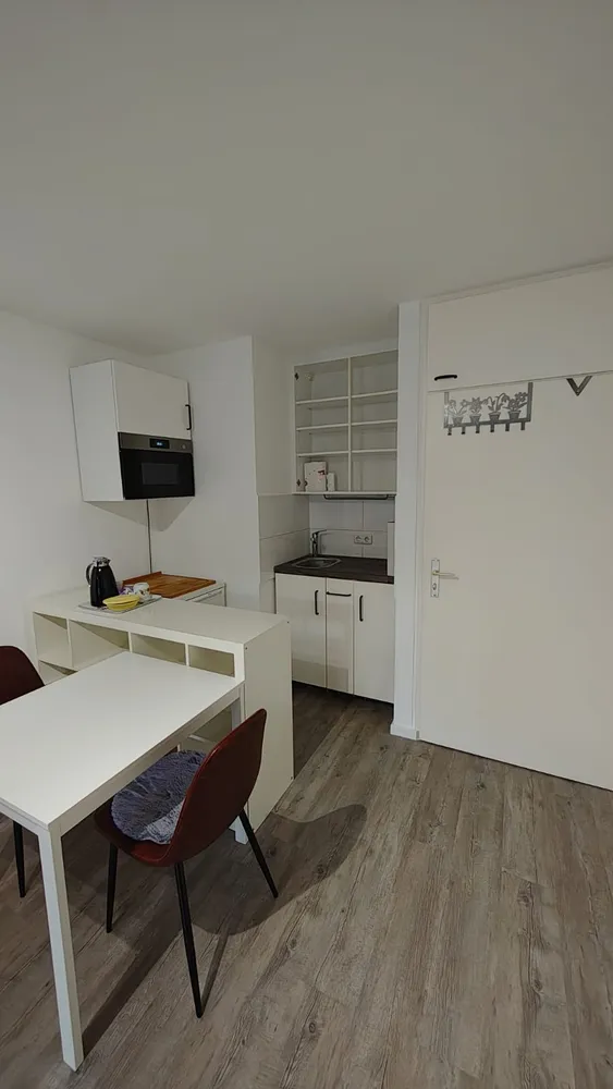 1 Zimmer Wohnung mit 27 m² in München – Bild 2