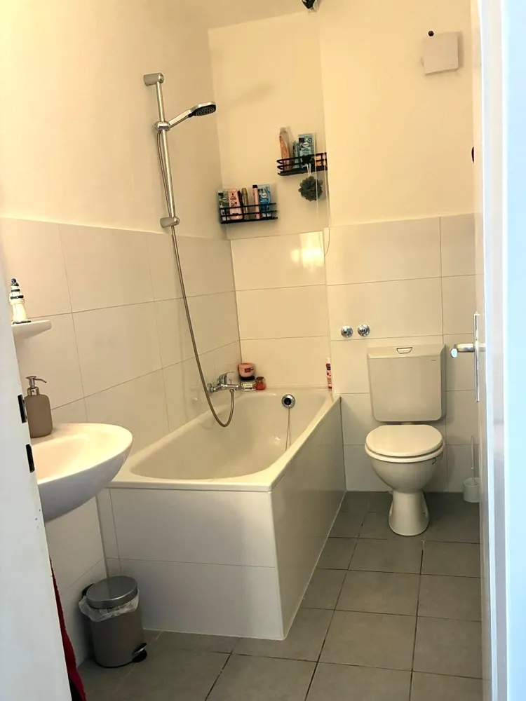 3 room apartment with 65 m² in Cologne – Photo 4