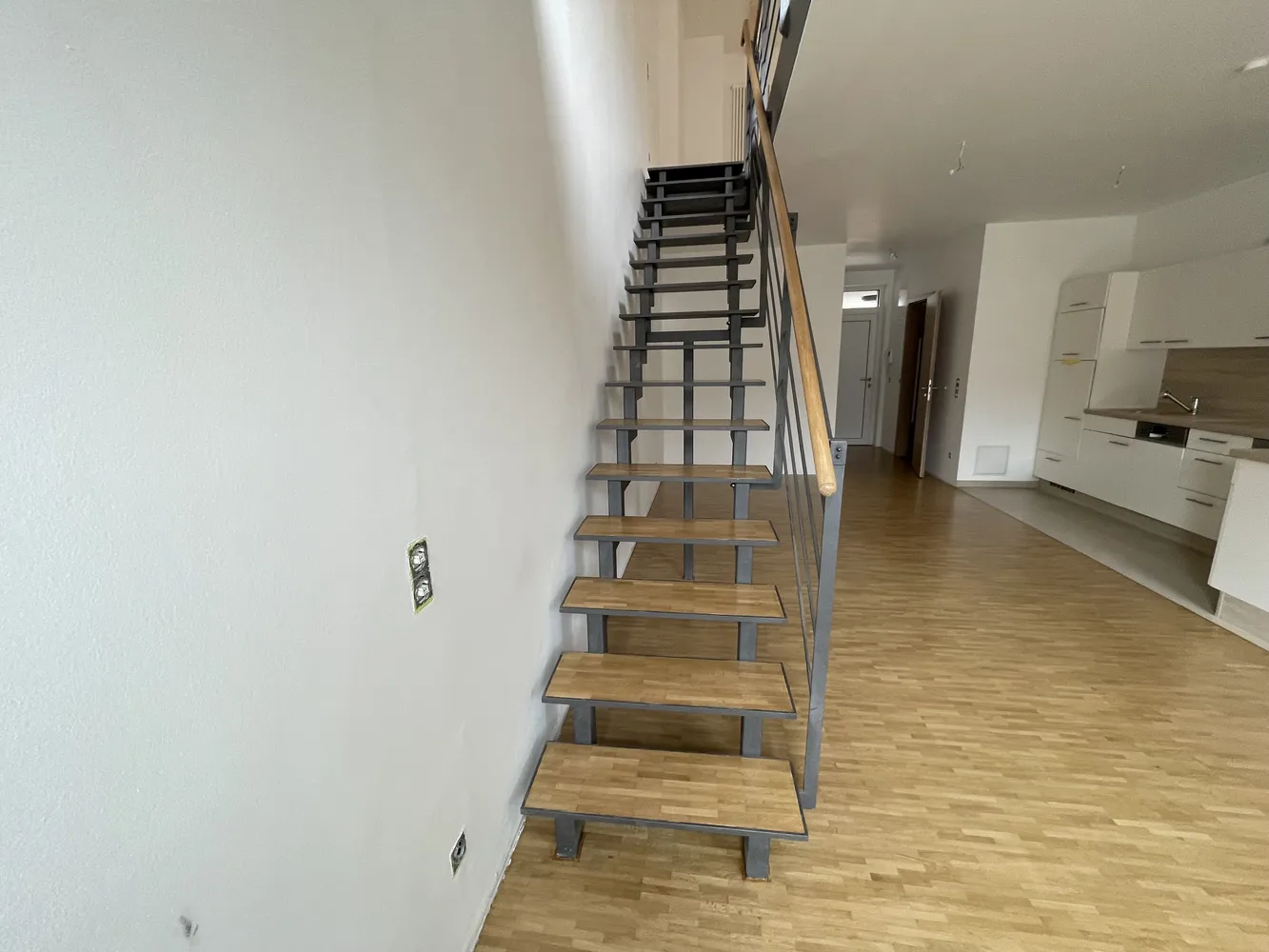 4 Zimmer Wohnung mit 152 m² in Schmalkalden – Bild 1