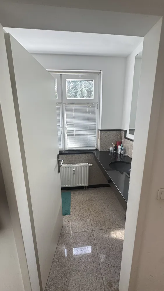 1 Zimmer Wohnung mit 42 m² in Köln – Bild 8