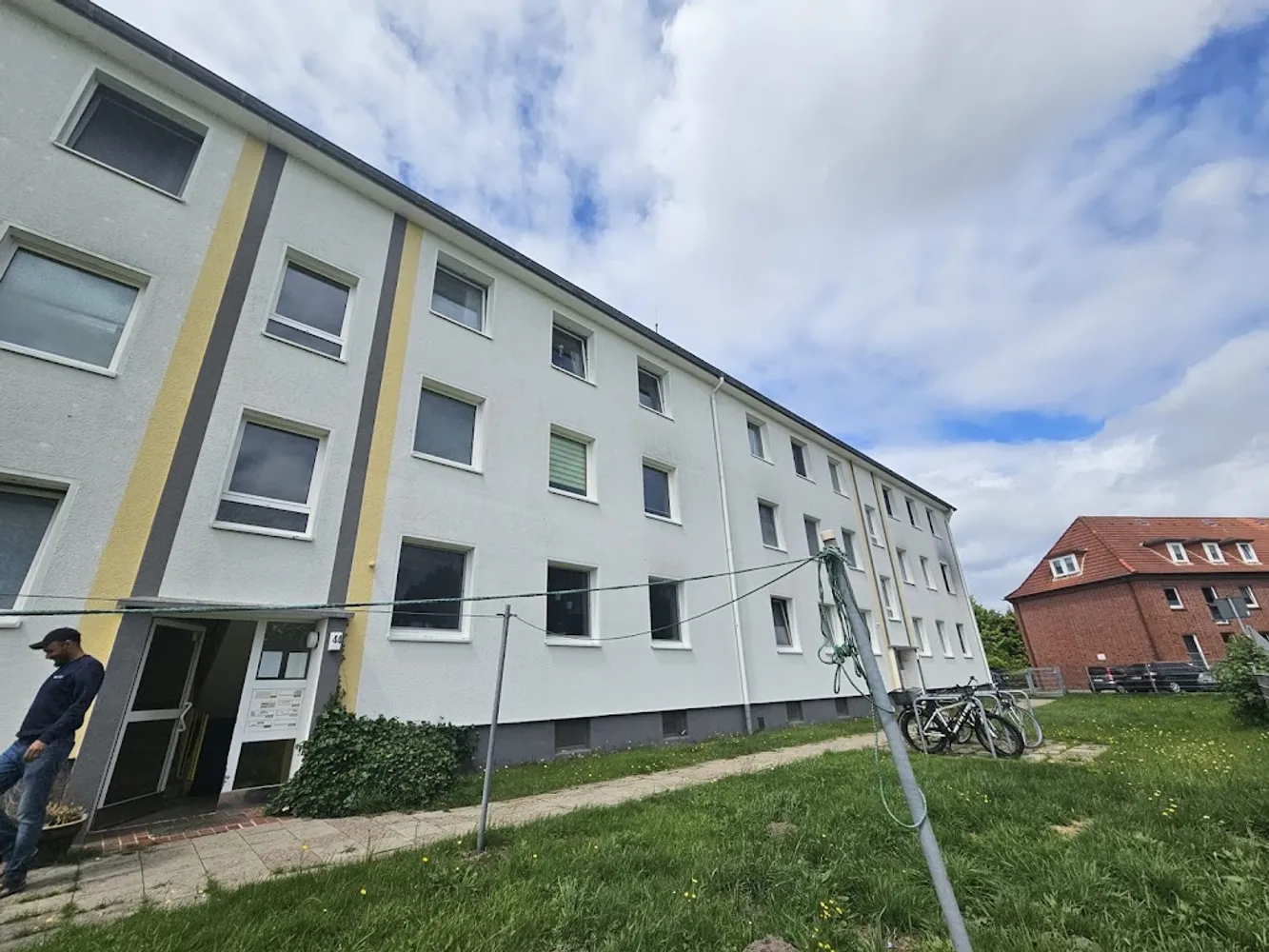 4 Zimmer Wohnung mit 77 m² in Cuxhaven – Bild 1