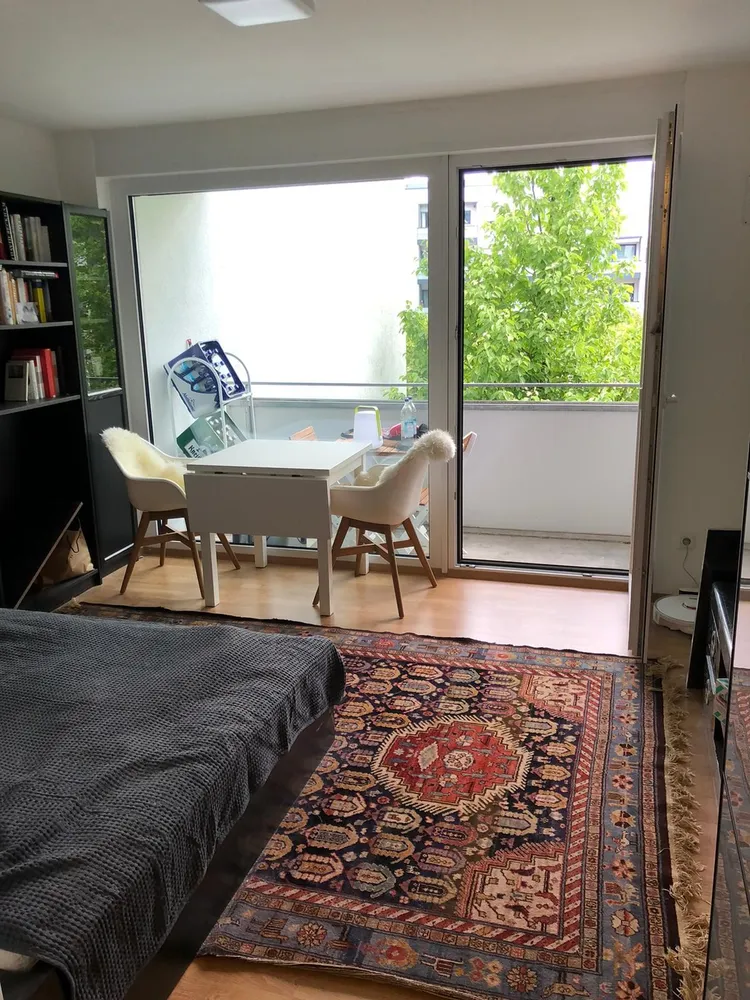 1 room apartment with 24 m² in Regensburg – Photo 2