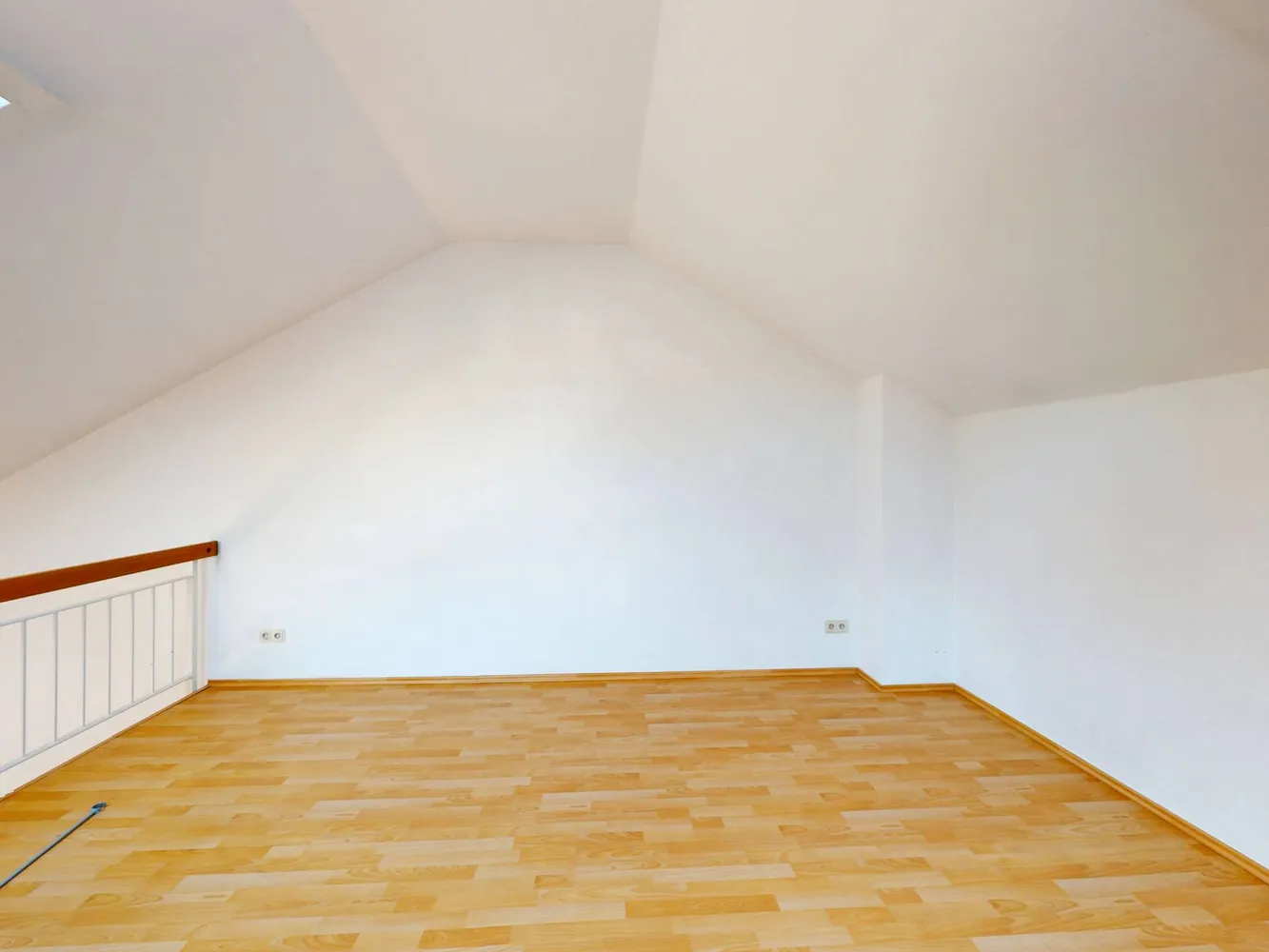 2 Zimmer Wohnung mit 94 m² in Sankt Augustin – Bild 4