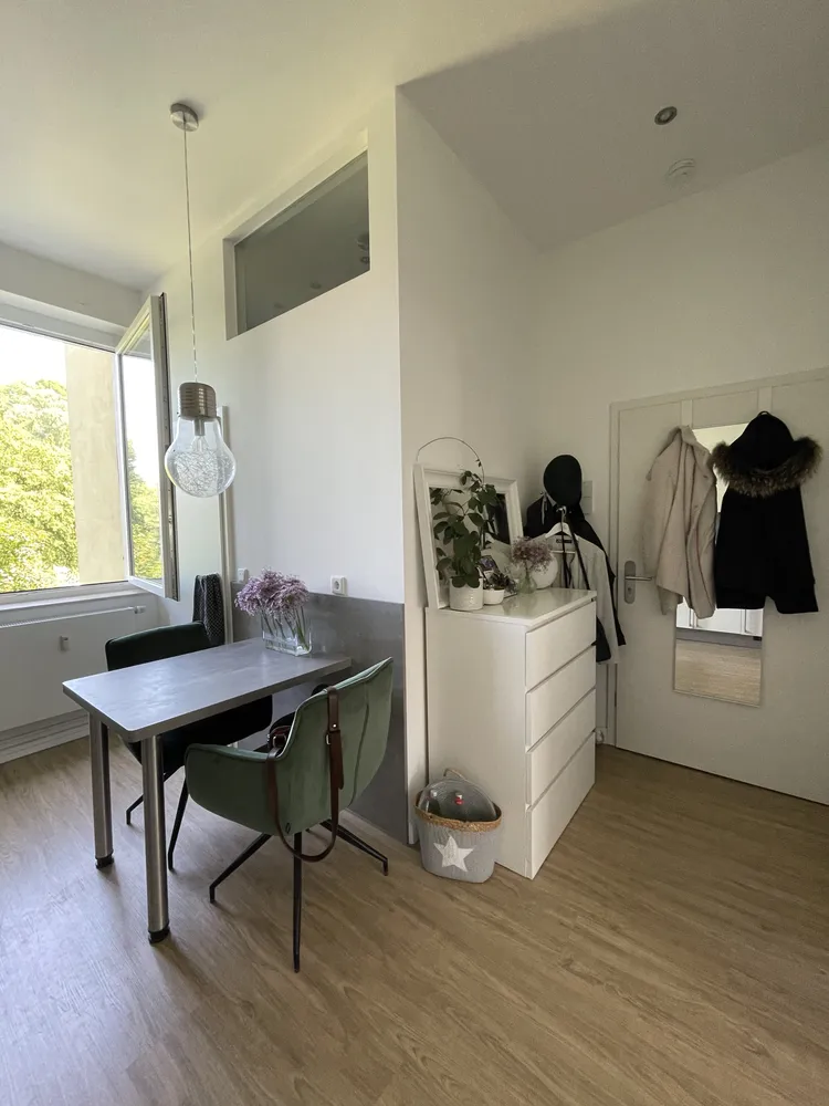 2 room apartment with 35 m² in Mülheim an der Ruhr – Photo 2