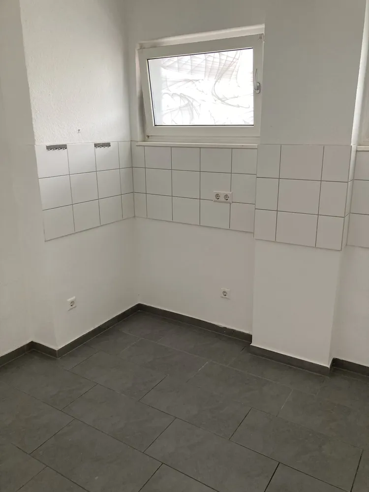 3 Zimmer Wohnung mit 75 m² in Ludwigshafen am Rhein – Bild 2