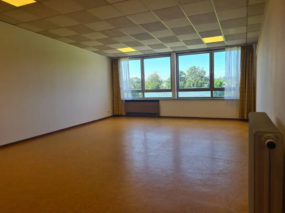 1 Zimmer Wohnung mit 68 m² in Karlsruhe – Bild 2