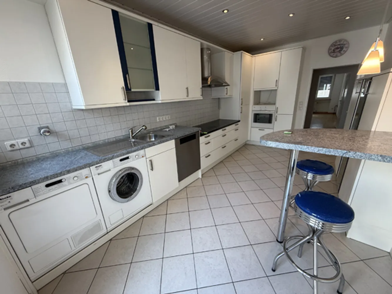 7 Zimmer Wohnung mit 178 m² in Mannheim – Bild 4