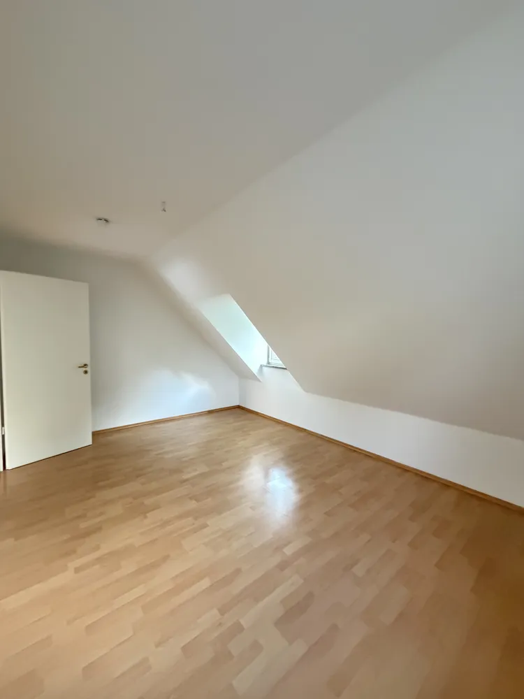 4 Zimmer Wohnung mit 108 m² in München – Bild 11