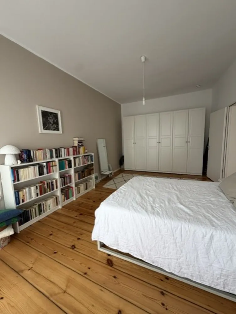 2 Zimmer Wohnung mit 74 m² in Berlin – Bild 2