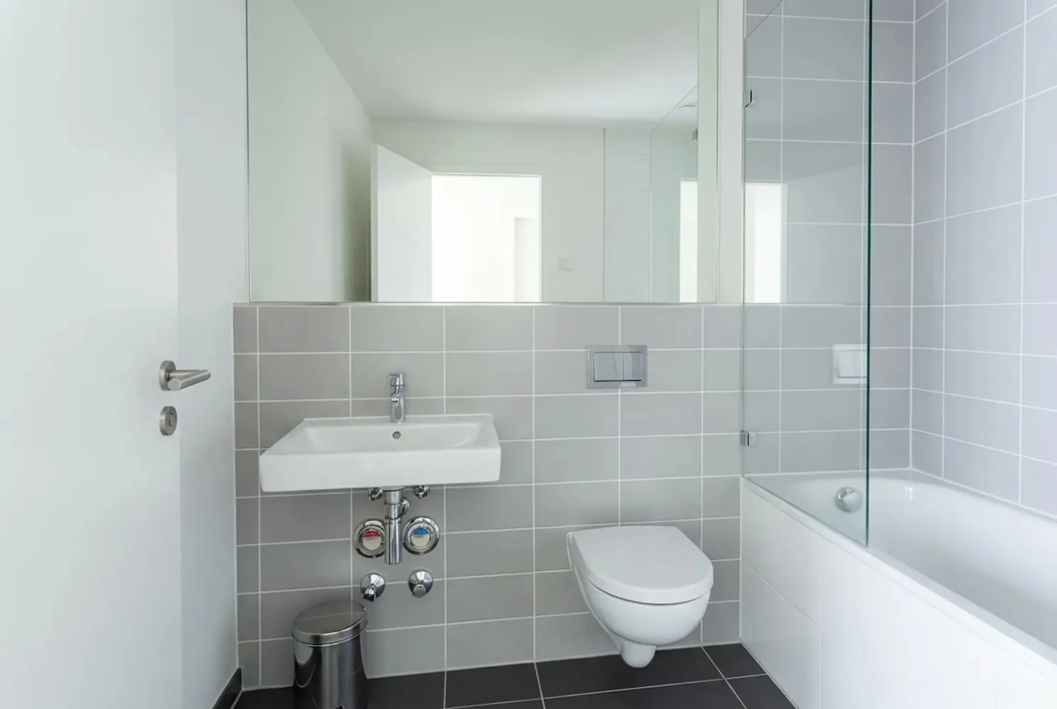 Shared room with 10 m² in Berlin – Photo 4