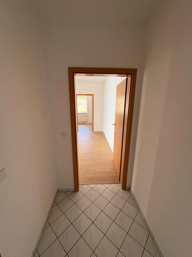 2 Zimmer Wohnung mit 46 m² in Halle (Saale) – Bild 2