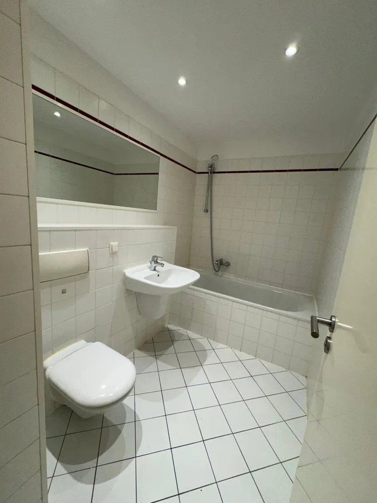 2 Zimmer Wohnung mit 56 m² in Berlin – Bild 12