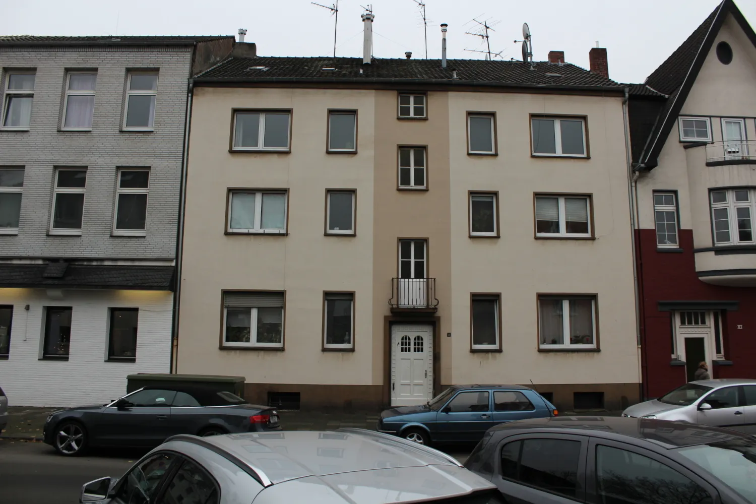 2 Zimmer Wohnung mit 68 m² in Krefeld – Bild 2