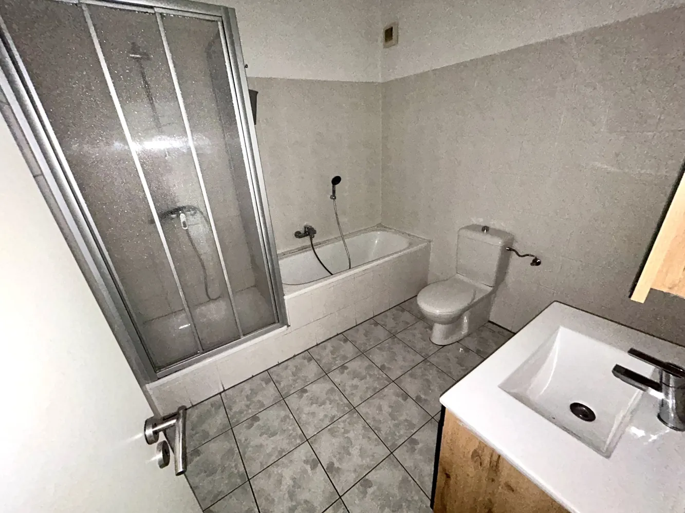 3 room apartment with 100 m² in Magdeburg – Photo 7