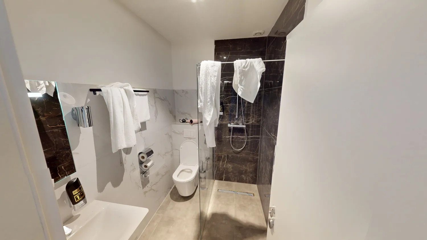 1 Zimmer Wohnung mit 28 m² in Hamburg – Bild 2